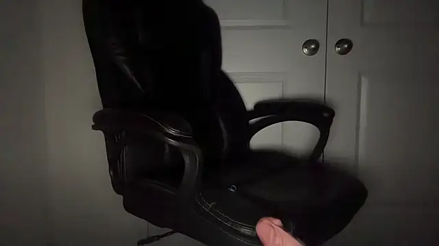 floridatwink2005 online show from January 15, 5:55 am