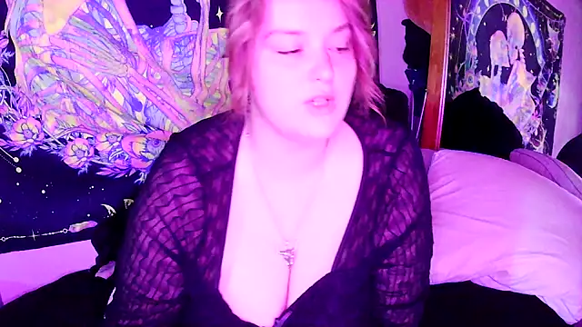 Princessblazed444 online show from May 9, 5:49 pm