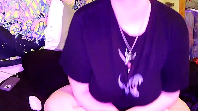 Princessblazed444 online show from May 2, 5:29 pm