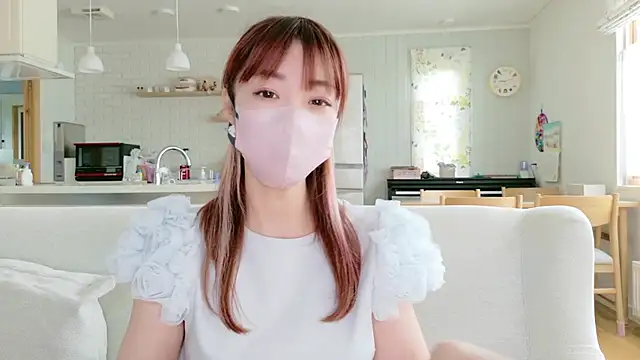 SUZU 1201 online show from May 18, 12:11 am