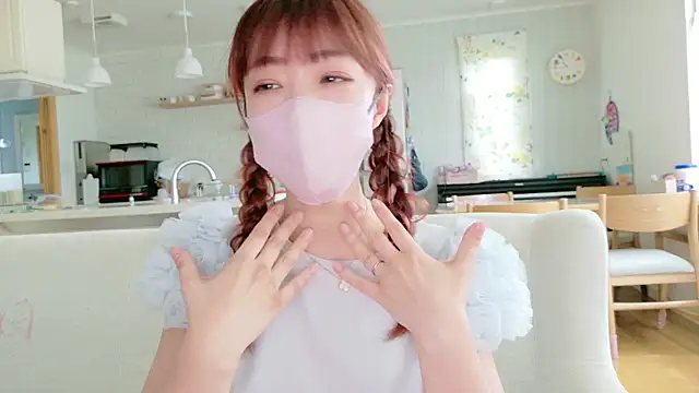 Snapshot of SUZU_1201 chatting on July 20, 1:46 am SUZU 1201 online show from July 20, 1:46 am