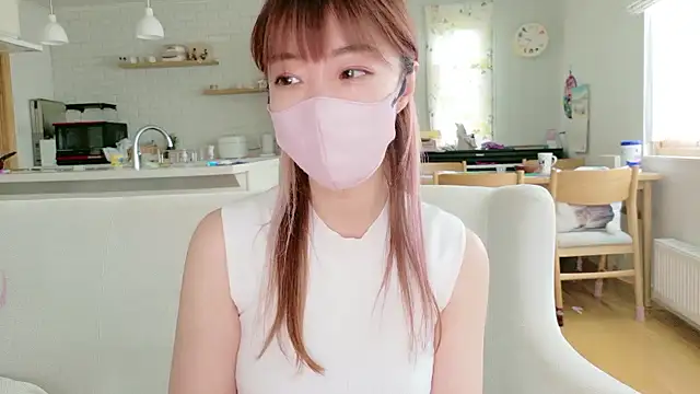 Snapshot of SUZU_1201 chatting on June 10, 12:34 am SUZU 1201 online show from June 10, 12:34 am
