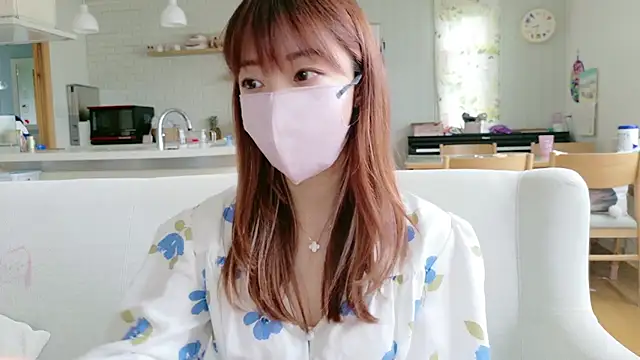 SUZU 1201 online show from May 28, 11:32 pm
