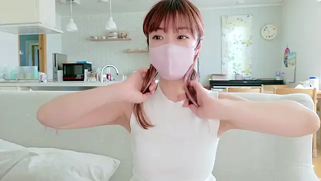 SUZU 1201 online show from May 14, 1:35 am