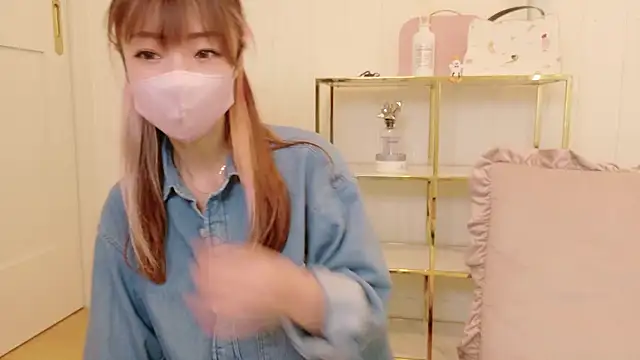 Snapshot of SUZU_1201 chatting on October 11, 1:39 am SUZU 1201 online show from October 11, 1:39 am