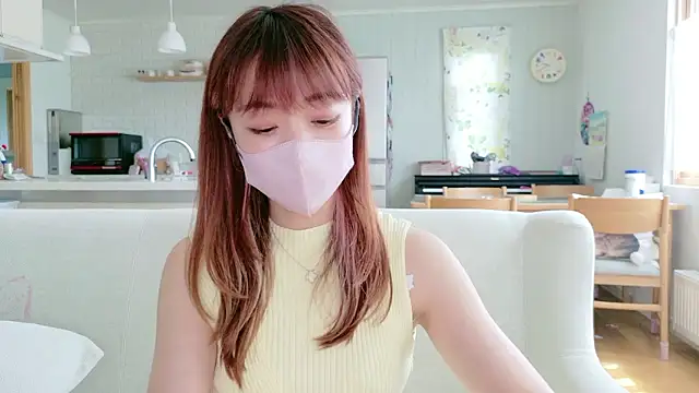 SUZU 1201 online show from May 28, 12:40 am