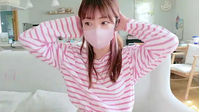 Snapshot of SUZU_1201 chatting on June 11, 12:12 am SUZU 1201 online show from June 11, 12:12 am