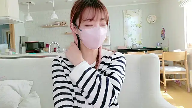 SUZU 1201 online show from April 16, 1:39 am