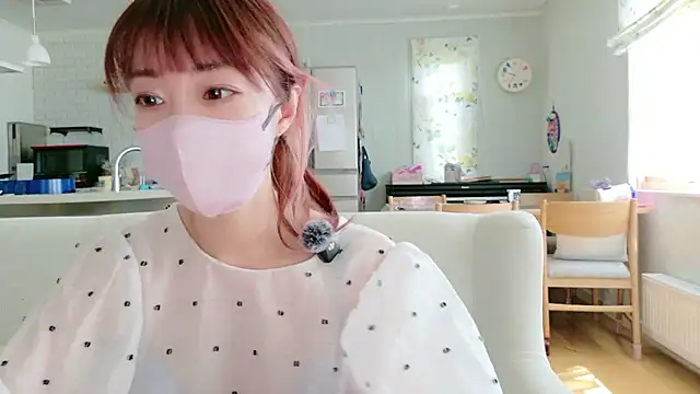 Snapshot of SUZU_1201 chatting on July 8, 12:35 am SUZU 1201 online show from July 8, 12:35 am