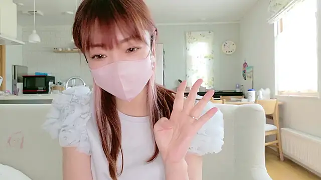 SUZU 1201 online show from May 13, 1:01 am