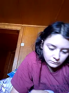 YoungLiisaxx online show from September 15, 7:31 am