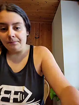 YoungLiisaxx online show from October 22, 8:14 am