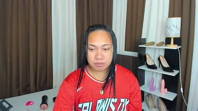 TsUncutKaren online show from September 18, 11:24 am