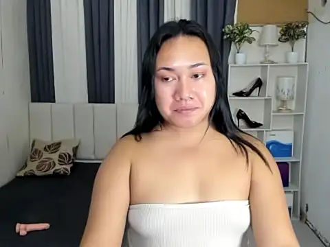 TsUncutKaren online show from February 7, 6:21 am