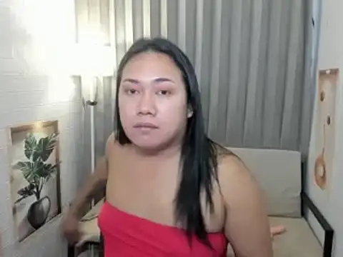 TsUncutKaren online show from February 6, 5:25 am