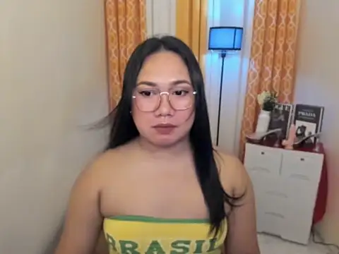 TsUncutKaren online show from March 20, 5:03 pm