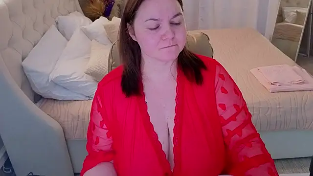  feel me  online show from May 24, 1:27 am