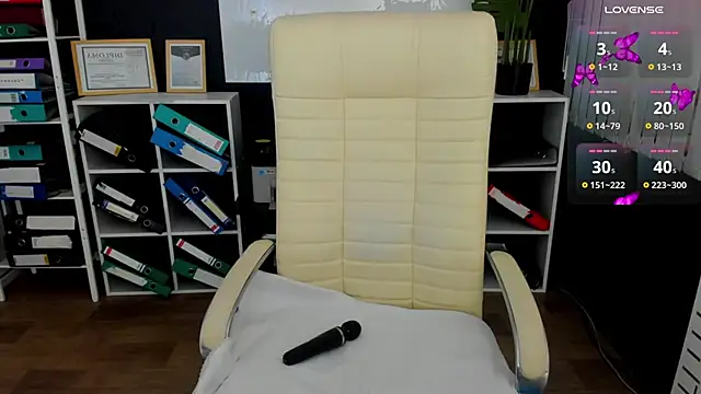  feel me  online show from October 23, 2:10 am