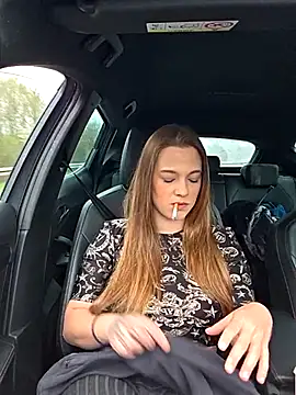 Luna Lynn online show from April 13, 3:38 pm