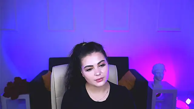 Snapshot of NaomiWilsons chatting on September 13, 10:15 am NaomiWilsons online show from September 13, 10:15 am