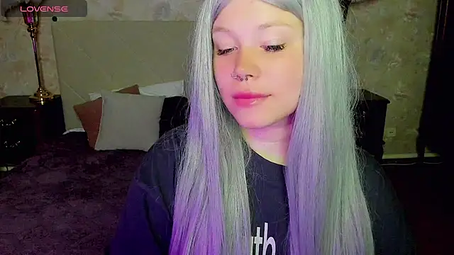 Snapshot of Diana_Dream chatting on September 12, 7:24 pm Diana Dream online show from September 12, 7:24 pm