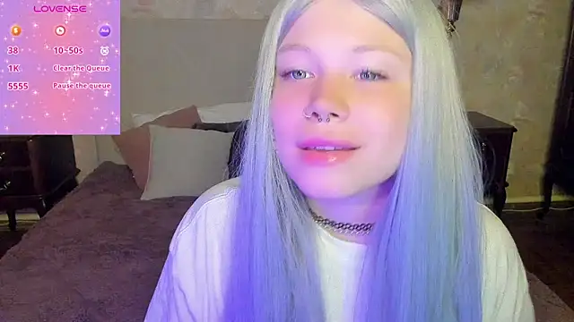 Snapshot of Diana_Dream chatting on September 17, 7:49 pm Diana Dream online show from September 17, 7:49 pm