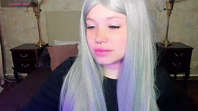 Snapshot of Diana_Dream chatting on October 8, 7:47 pm Diana Dream online show from October 8, 7:47 pm