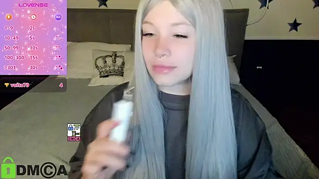 Snapshot of Diana_Dream chatting on October 16, 7:22 pm Diana Dream online show from October 16, 7:22 pm