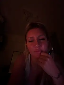 Snapshot of OhAnita chatting on June 6, 1:33 am OhAnita online show from June 6, 1:33 am