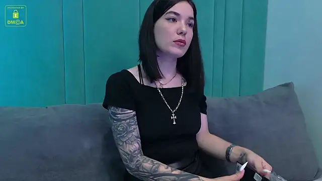 Snapshot of SupremeSiren chatting on September 17, 3:36 pm SupremeSiren online show from September 17, 3:36 pm