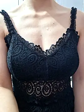 Mlemmz online show from April 24, 11:34 am