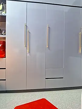 Mlemmz online show from February 26, 2:39 pm