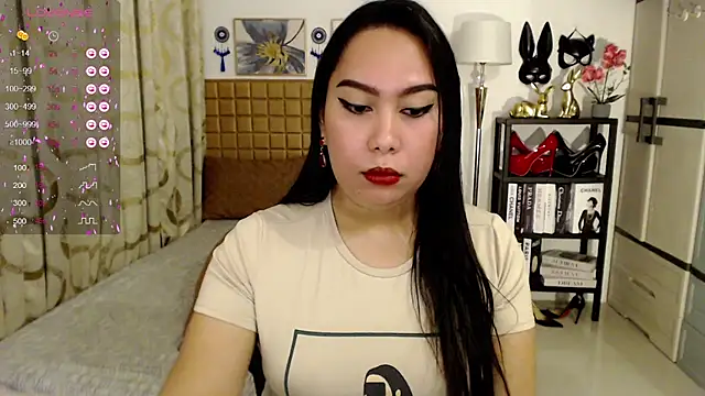 Snapshot of iamyourfantasyxx chatting on June 16, 1:27 am iamyourfantasyxx online show from June 16, 1:27 am