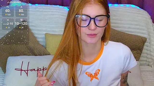 JuliaPowers  online show from October 8, 4:14 am