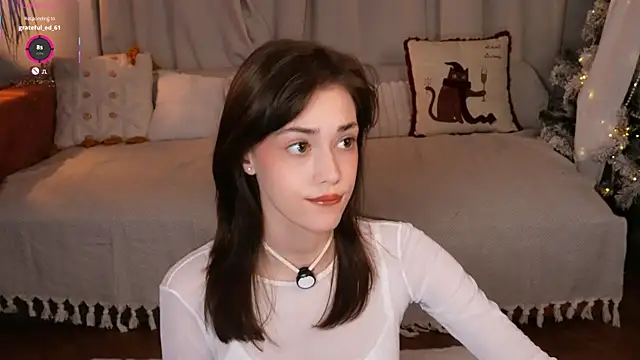 ttragedienne online show from January 8, 2:17 am