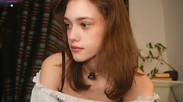 ttragedienne online show from December 2, 1:50 am