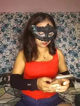 Snapshot of yours_sugar_babe chatting on April 19, 10:38 am yours sugar babe online show from April 19, 10:38 am