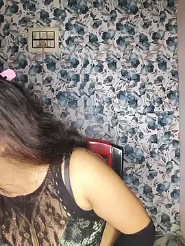 Snapshot of yours_sugar_babe chatting on June 4, 10:42 am yours sugar babe online show from June 4, 10:42 am