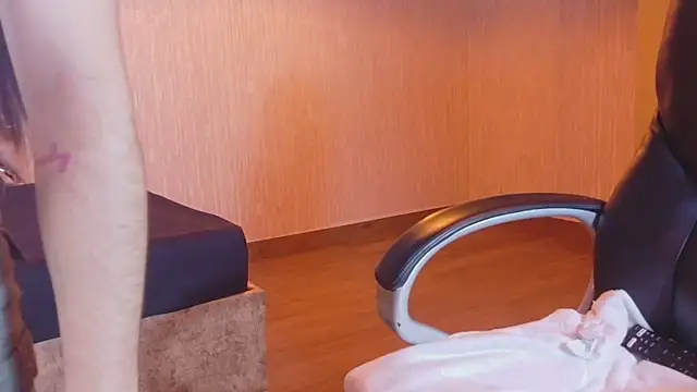 Aurora jones11 online show from November 7, 3:55 am