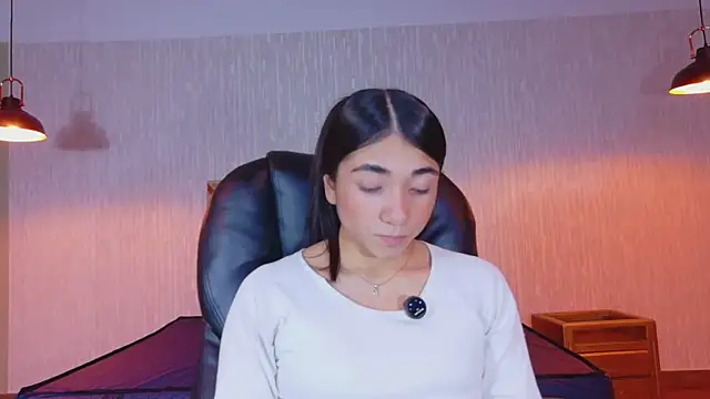 Aurora jones11 online show from December 3, 12:55 am