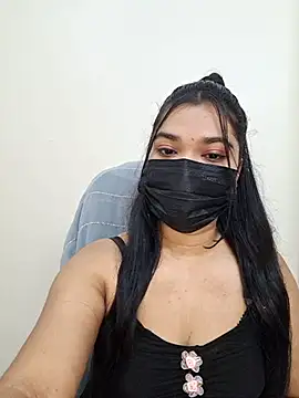 Snapshot of ariya-03 chatting on October 5, 4:47 am ariya-03 online show from October 5, 4:47 am