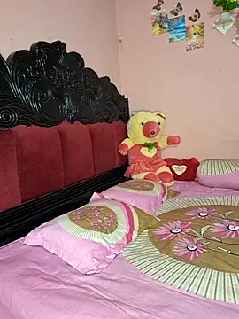 ariya-03 online show from December 18, 7:50 pm