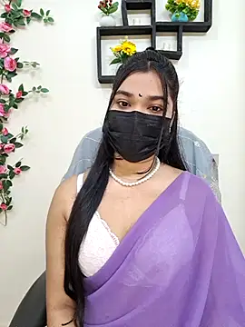 Snapshot of ariya-03 chatting on October 9, 5:19 am ariya-03 online show from October 9, 5:19 am