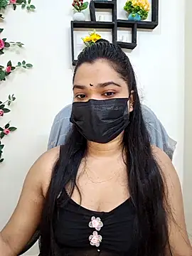 Snapshot of ariya-03 chatting on October 12, 4:47 am ariya-03 online show from October 12, 4:47 am