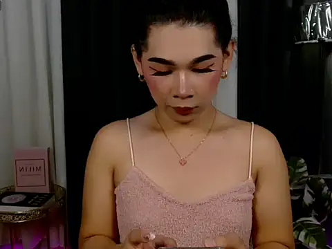 Kiethmadison Miller online show from September 15, 12:00 am