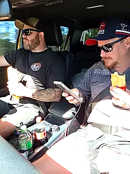 brokecountrylads online show from February 17, 4:10 am