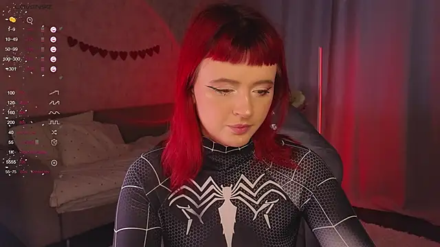 Snapshot of SabrinaCharm_ chatting on November 8, 3:32 am SabrinaCharm online show from November 8, 3:32 am