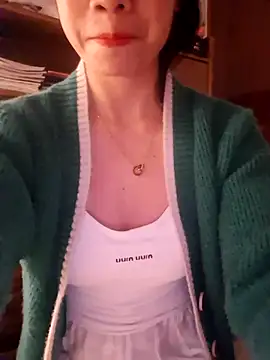 LazdyLy online show from October 29, 2:49 pm