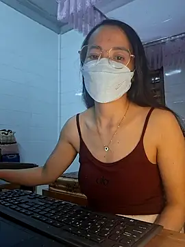 LazdyLy online show from September 19, 6:01 pm