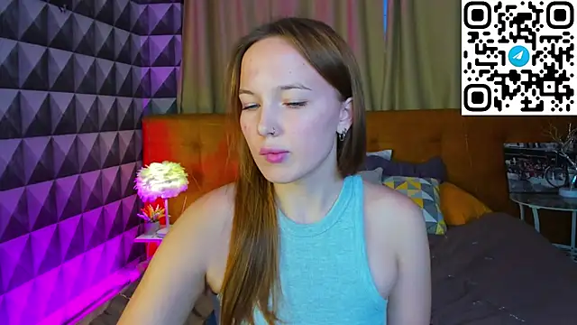 Snapshot of Maria_Solis chatting on September 25, 5:13 am Maria Solis online show from September 25, 5:13 am